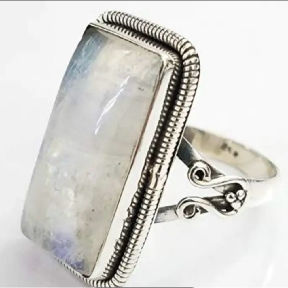 Size 9 Silver Moonstone Statement Ring - White Moonstone